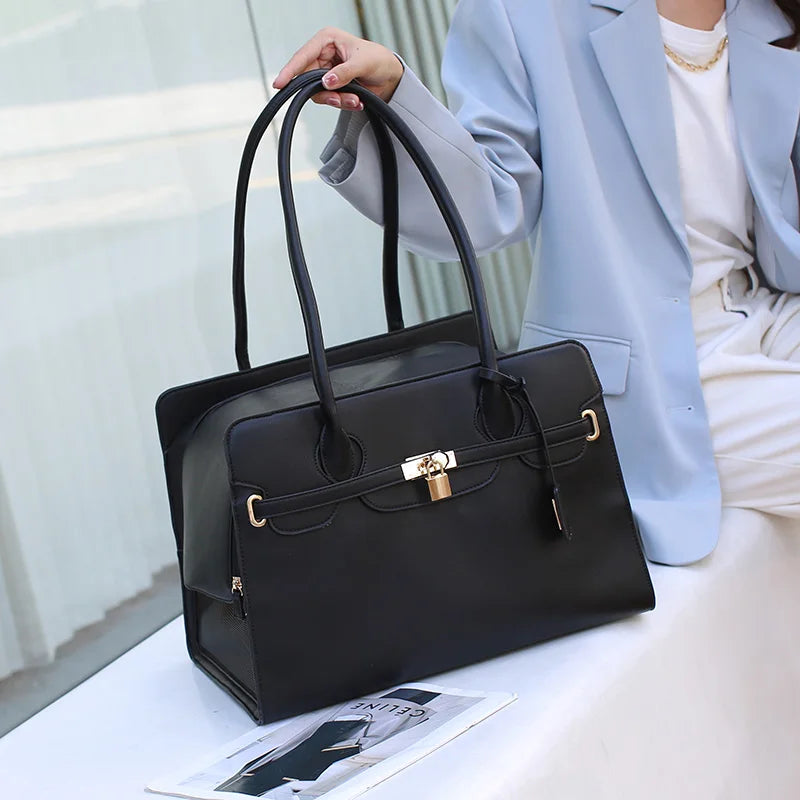 Chic Pet Travel Bag